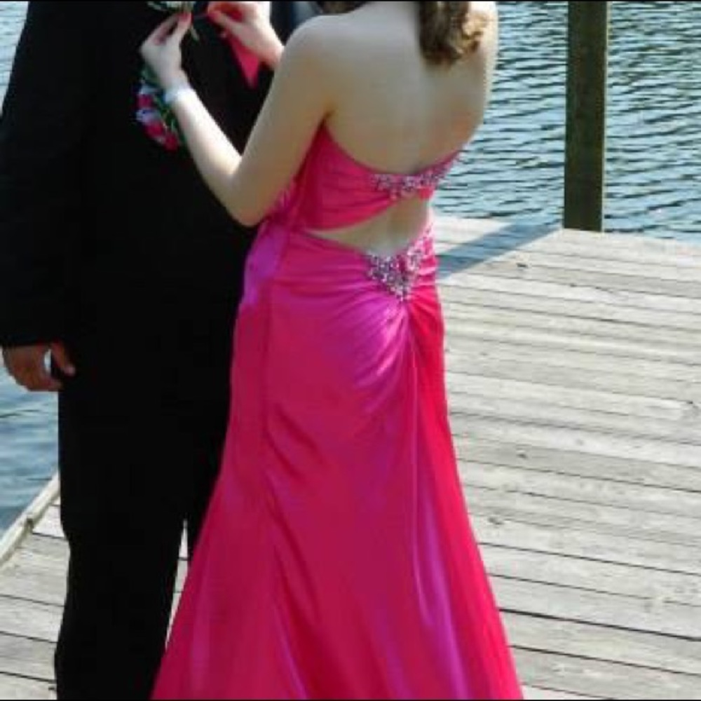 Prom Dress, size 6 - Picture 6 of 7